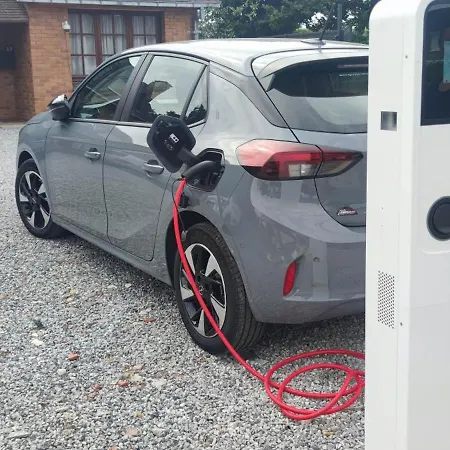 L'emmanuella Oda ve Kahvaltı *